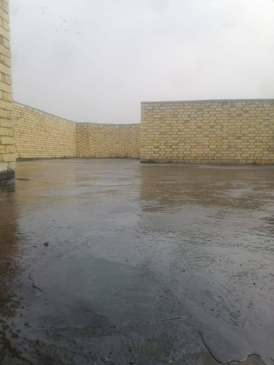 السلام عليكم نعمل تنضيف السطوح وتزفيت كافت السطوح ناصريه مركز رقم الهاتف ***********
