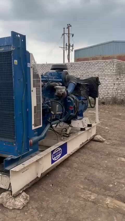 اللهم صل وسلم وبارك على سيدنا محمد 
#مولدات #كهرباء استيراد الخارج بحاله الزيرو 
بسعر تجاري 
#بركنز انجليزي ، كمنز امريكي ، دينيو وكوماتسو ياباني ، ايفكو ايطالي  
بأطول فتره ضمان تشغيل وصيانة 
للتواصل والتفاصيل 
01150238568
اللهم بارك يارب


**إذا كنت صاحب هذا الإعلان وتريد حذفه لأي سبب، رجاءا أرسل رسالة إلى الدعم الفني**