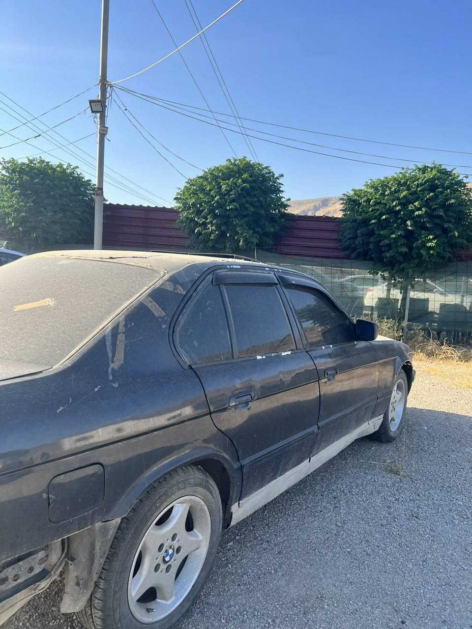 BWM 1990 مەنەفێست سەوتی مەکینەی هەیە   بۆربرینی گێری تەوانیە سەوداش ئەکم رەقەم تەلفۆن ***********....***********... أربيل, العراق
