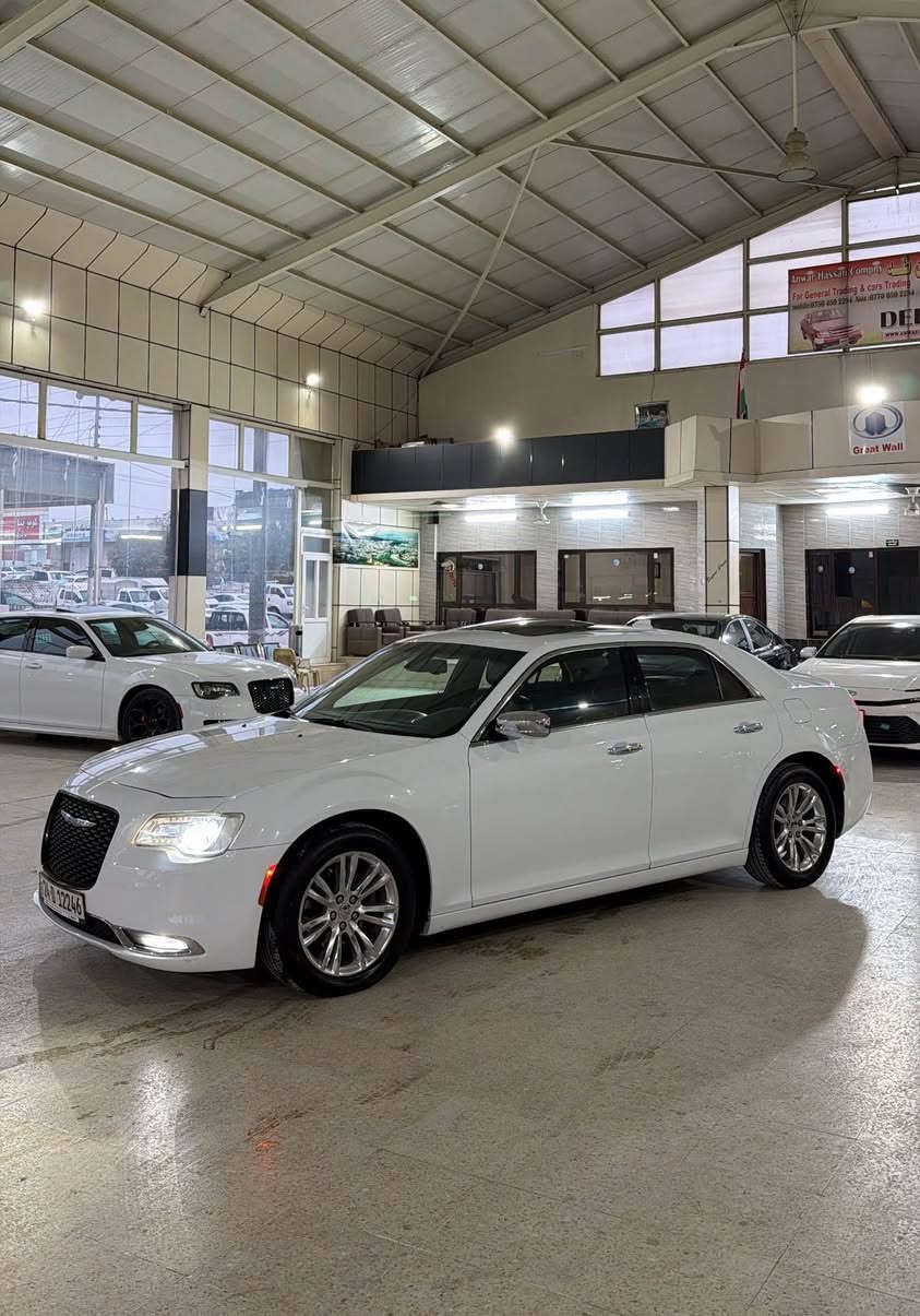 گلايزه ر أوباما C300 قباط
دوو قتعه سبغ 
بي داخلي بي ايرباك🔥
سياره ٨٨ مايل جوي🔥
كوشن سارو گرم + پرده + سكان هيتر كاره باي...فول
سعر ٢٢٨$ مجال
*********** زاخو, دهوك
