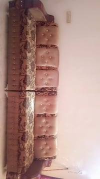 ديوان • للبيع • مع منادر