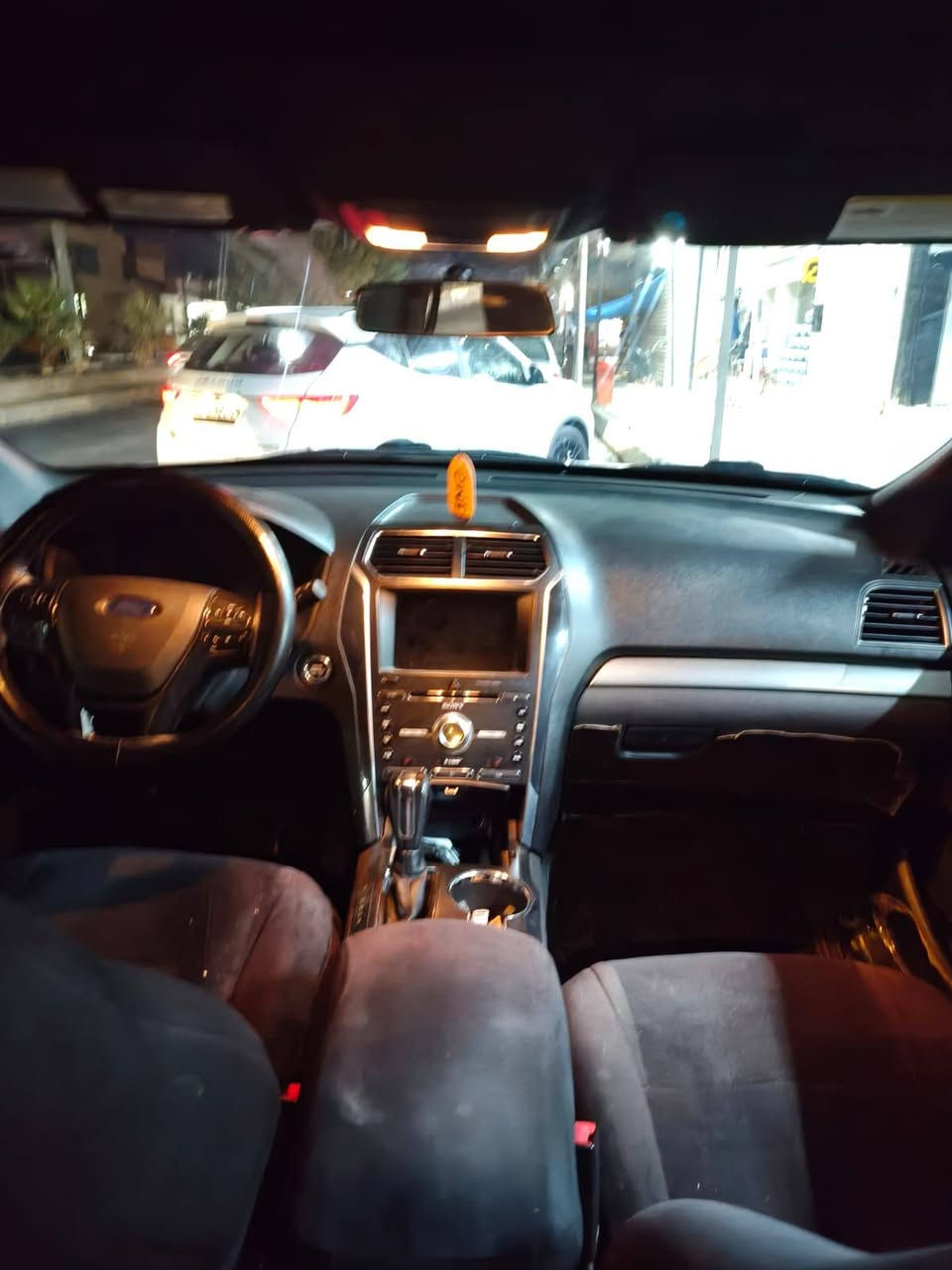 🚘 للبيع فورد إكسبلورر XLT موديل 2018

✅ 6 سلندر✅ كلين بدون حوادث✅ حدادية جديدة✅ تايرات جديدة✅ كير أوتوماتيك✅ شاشة كبيرة✅ كاميرا خلفية✅ حساسات أمامية وخلفية✅ مثبت سرعة✅ تحكم بالسكان✅ تبريد وتدفئة✅ مكيف ثلج✅ داخلية مرتبة ونظيفة جداً✅ 

السيارة بحالة ممتازة وما تحتاج أي مصروف، استعمال نظيف وجاهزة للفحص بأي مكان.

📍 كركوك📞 للاستفسار مراسلة الخاص أو الاتصال.

***********
