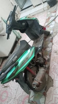 شغاله • عوزها بطارية • هندر واحد