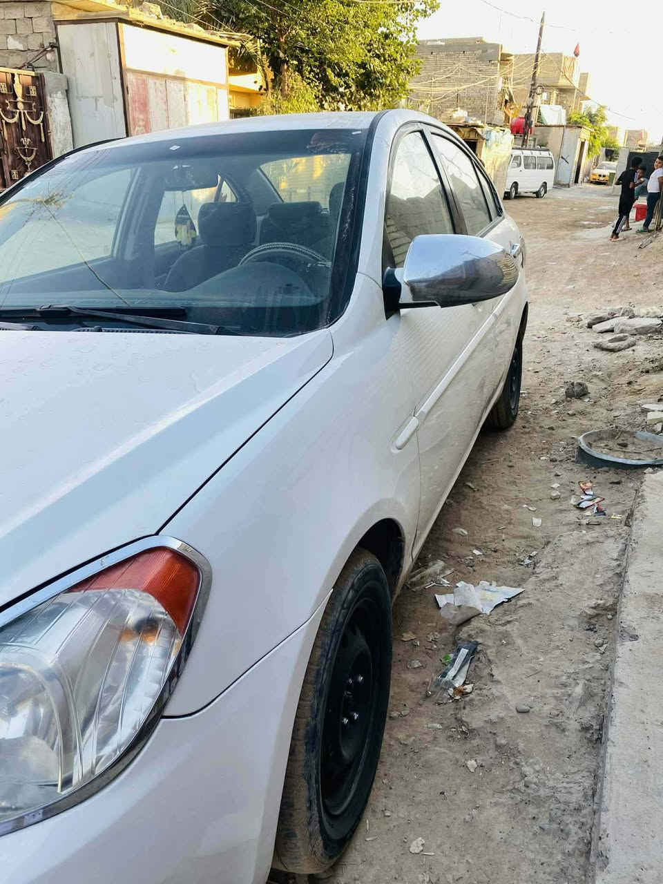 اكسنت امريكي موديل 2009
اكسنت مقدسة موديل ٢٠٠٩ محرك ١٦٠٠ المرغوب لا تنقيص ولا تبخير 

تبريد شغال وي السويج سياره خير من الله

ضربتها باب السايق فقط مرشوش وباب الصدر مبدل

السياره كلها ليبل واحد نظيفه كلش وبالعافيه على الياخذها
 مكلف بالنشر الاتصال
مكان السيارة بغداد 
***********
