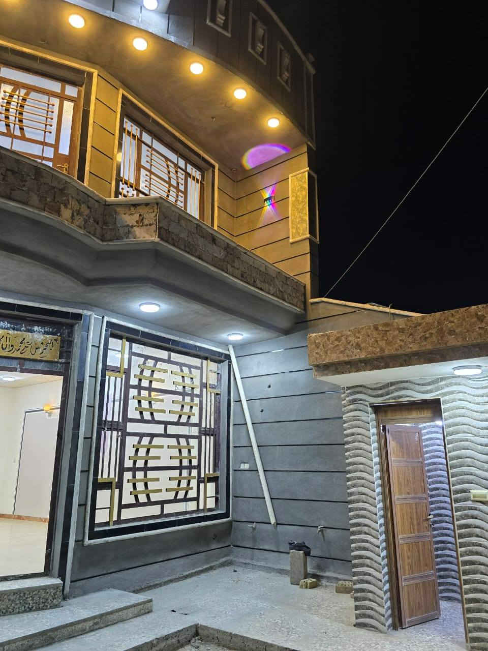 للبيع بيت ٢٠٠م طابو صرف تحويل ثاني يوم طابقين الحي العسكري خلف المستوصف الصجي بالشارع المقابل للمدرسه ٣غرف ارضيه مرمر جدران سيراميك اسباني البناء درجة أولى
للتواصل 
***********
***********
