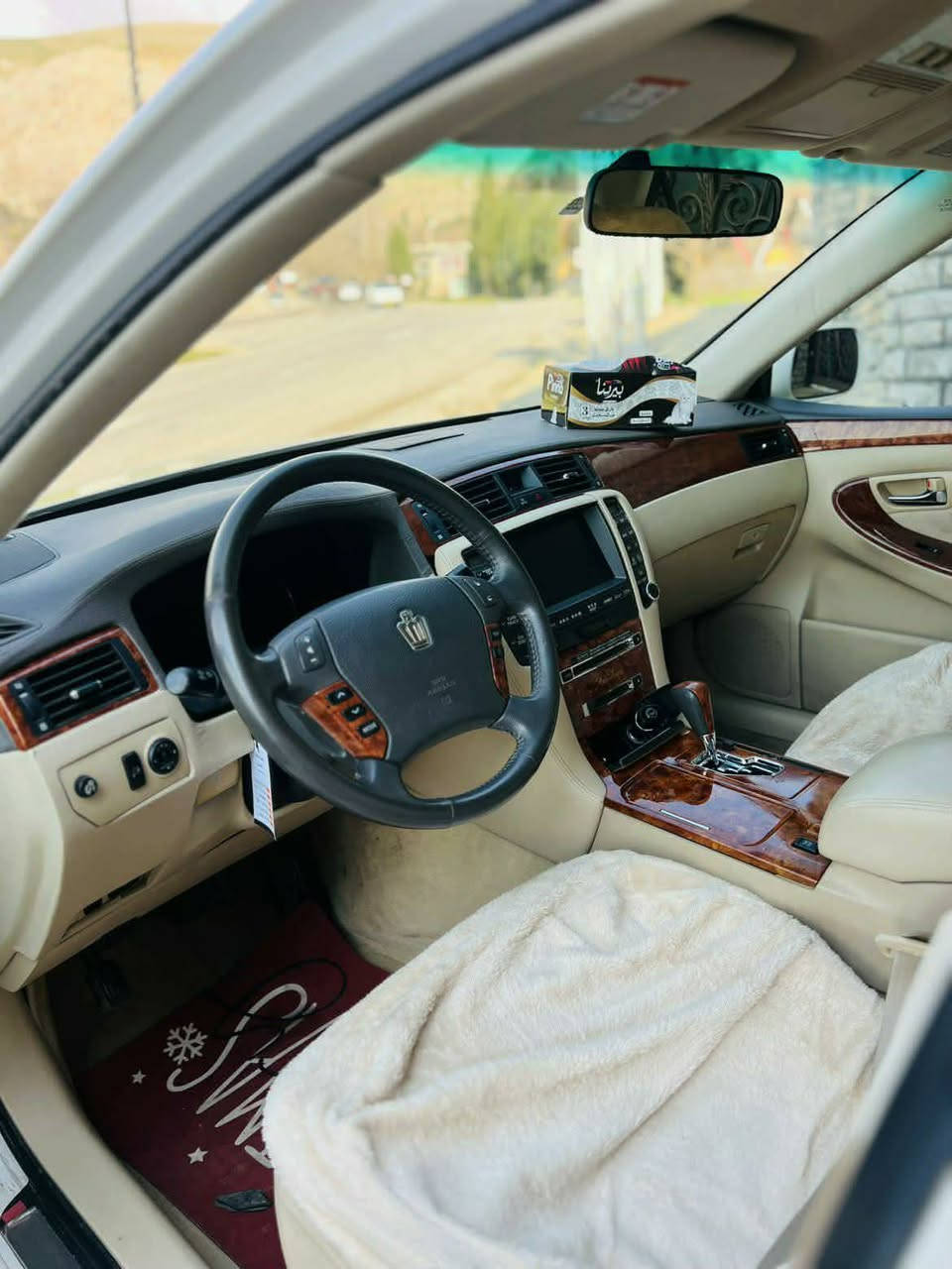 شاهینە بڕاوە ۱٨۲
۲۰۰٦
ناوزەرد
۳دوگمە 
پەردە
  شاشەوکامێرە
مەجموعە سوکان لێگزز
جامی پێش و دوای هڵگیراوە 
برێکی بەسراوە
گیڕو مەکینە بەشەرت  
دەعم و لیدراو  سەقف و کەڤەر بەشەرت
سعر ٥۱ گەڵا  
***********
شوێن  پیرەمەگرون
