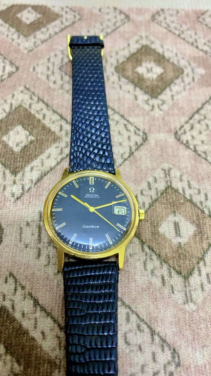 السلام عليكم
ساعه من ماركة أوميكا العريقه فنتج سويسري 

المواصفات 

الماكنه أوتوماتيك فراشه  24 جوهره 

الهيكل تغليف ذهب 20 مايكون 

المينه مميزه أسود فحمي +منفذ شهري

الساعه بلاديه بلكامل عده لسير ولبك مستبدل 

السعر 470$


**إذا كنت صاحب هذا الإعلان وتريد حذفه لأي سبب، رجاءا أرسل رسالة إلى الدعم الفني**