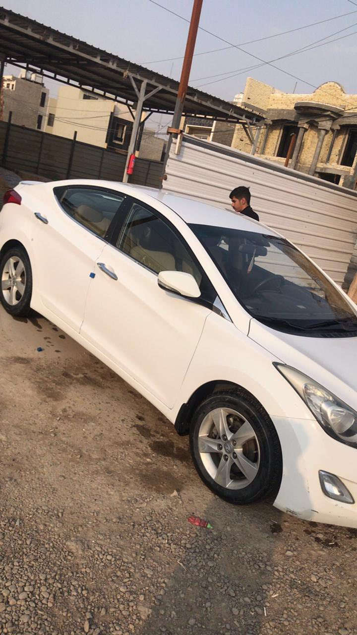 السلام عليكم
النترا خليجي موديل 2012 للبيع رقم بغداد 
تحكم استيرن 
بيها فقط 3 قطع جاملغ امامي مصبوغ وباب السايق مبدل وباب خلف السايق مصبوغ فقط بدون دواخل السيارة جاهزه من كلشي ونظيفة كلش ماناقصها اي شي 
السعر 110 وبيها مجال بسيط حك الجية 
العنوان ابو غريب قرب مستشفى ابو غريب 
الرقم ***********
