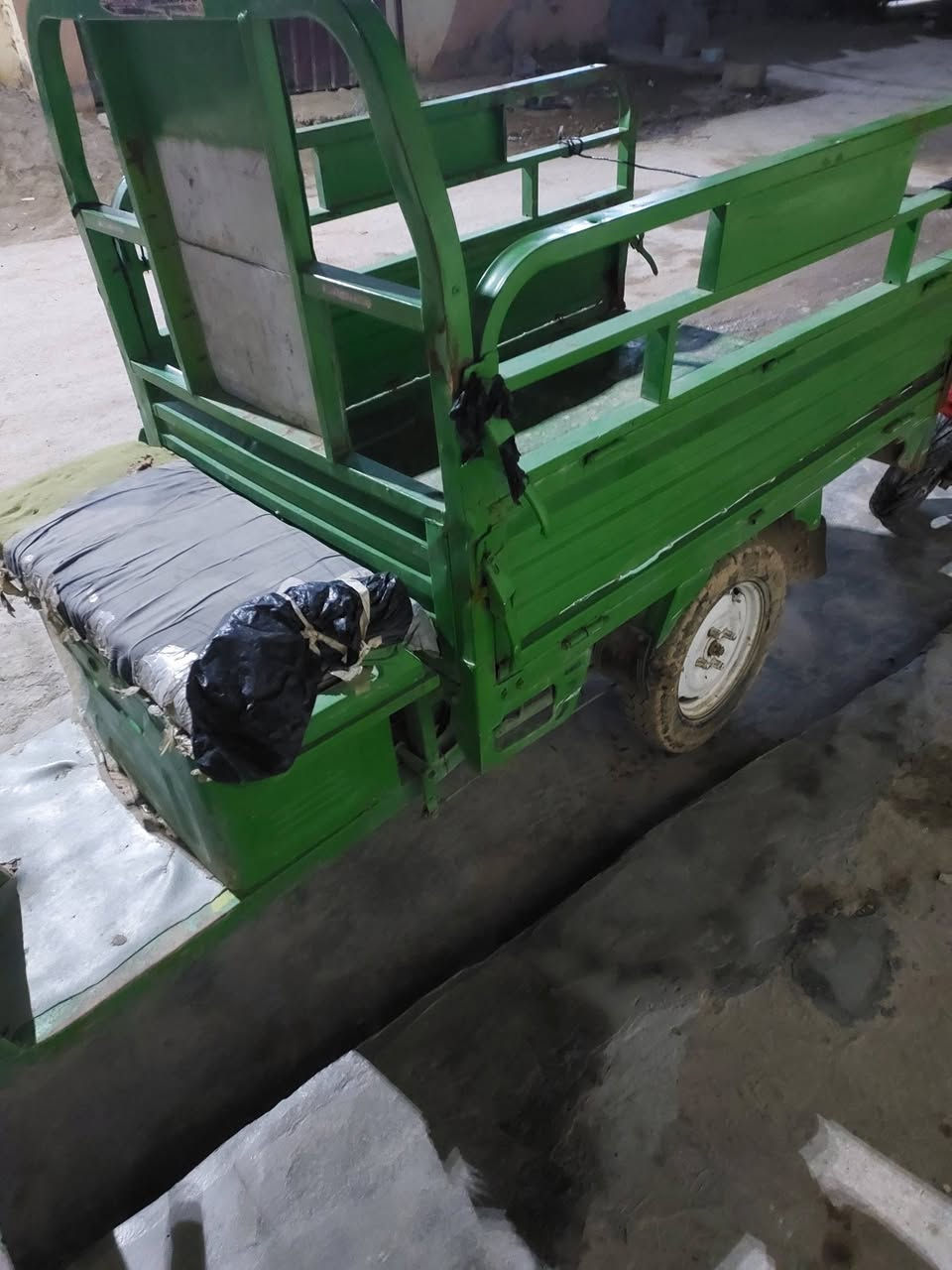 ستوتة للبيع شحن سعر ٤٠٠ الف هذا رقمي ***********
