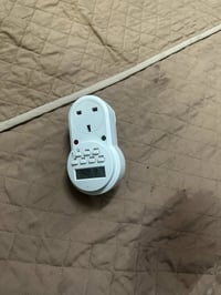 عندي تأمرين واحد درجت حرارة والبرودة والثاني مال انارة السعر الواحد عل...