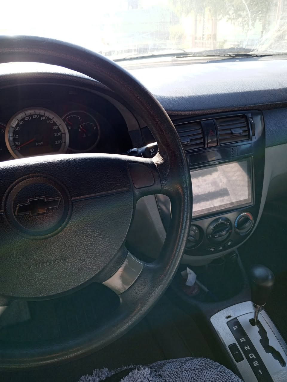 للبيع اوبترا موديل 11 بأسمي مكينة وكير نظيفات وبيها ضرر بس الجاملغ العكس السائق ومصبوغ والباقي شخطات بسيطة السعر 79$وبيها مجال بسيط العنوان بغداد الراشدية الانتصار رقم الهاتف ***********
