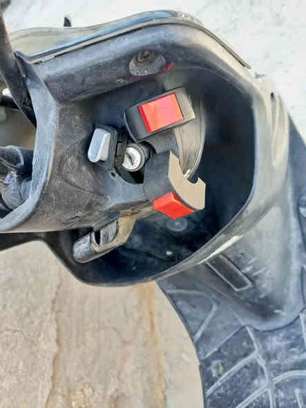 سلام عليكم دراجه بيجي نكره سلف شرط مامفتوحه سعرها 180 وبيها مجال قليل رقم ***********
