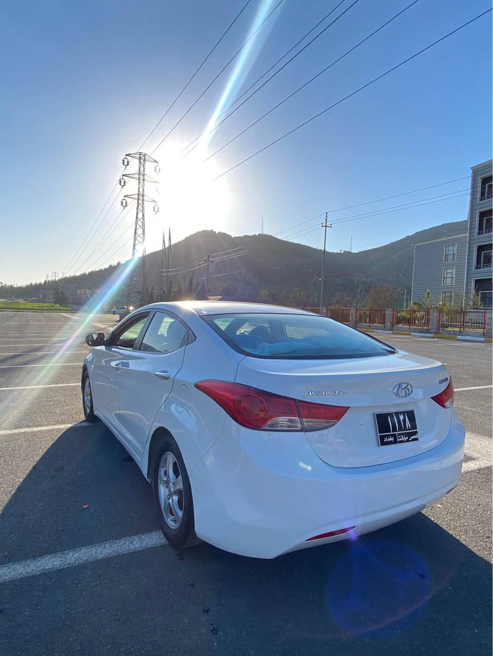 بەناوئ خودا 
ئاڤانتی 2012
سیارئکی جوان 
بئ حئب تازە داخل
کئڕ مەکئن بە شەرت 
سەیارەکە توند و تۆڵە 
تازە داخڵە کامل مەسرەفی کراوە 
گێر مەکینە بە شەرت
***********
نرخ 55 رانية, السليمانية
