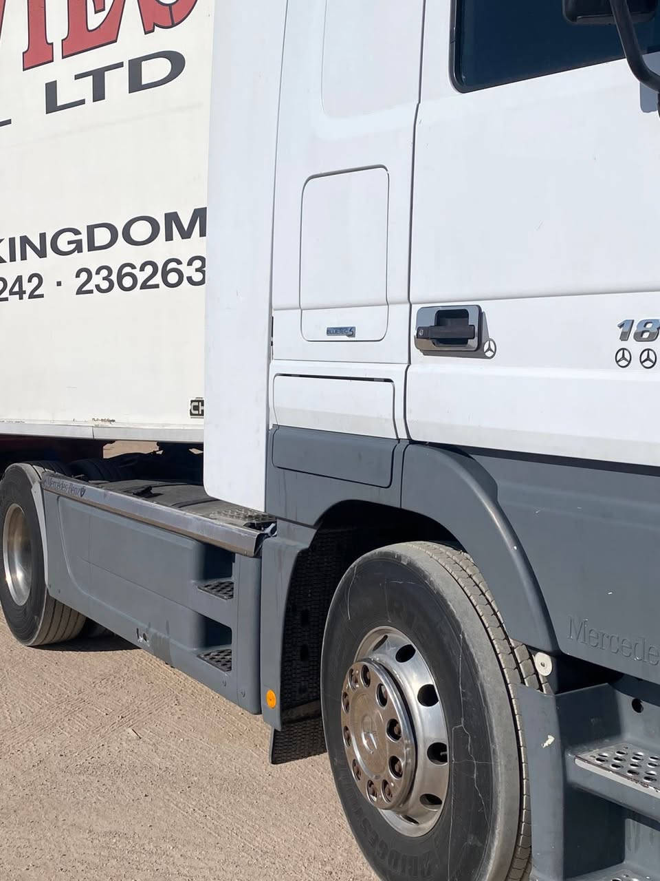 موديل 2007
حجم 1844
مواصفات تبريد ثلاجه فك ربط سليماني 
سعر 310 $ بيه مجال 
معرض حجي رمضان اربيل كلك 
***********
***********
