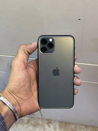 آيفون ١١ برو • ٢٥٦ • بطاريه ٧٣