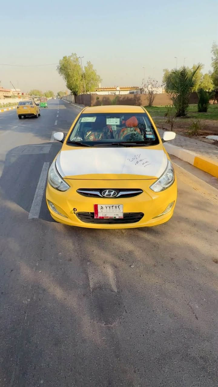 السلام عليكم عندي اكسنت للبيع موديل ٢٠١٧ رقم بغداد تحويل غرامات هيئة صفر وراد أمريكي حادث السيارة دعامية الأمامية فقط ليبل واحد سيارة بدون تبديل مكينة كير وضع شركة تبريد منظومة جديدة دوشمة كاملة سيارة جاهزة السعر ٨٣ وبيها مجال موبايل *********** عنوان بغداد
