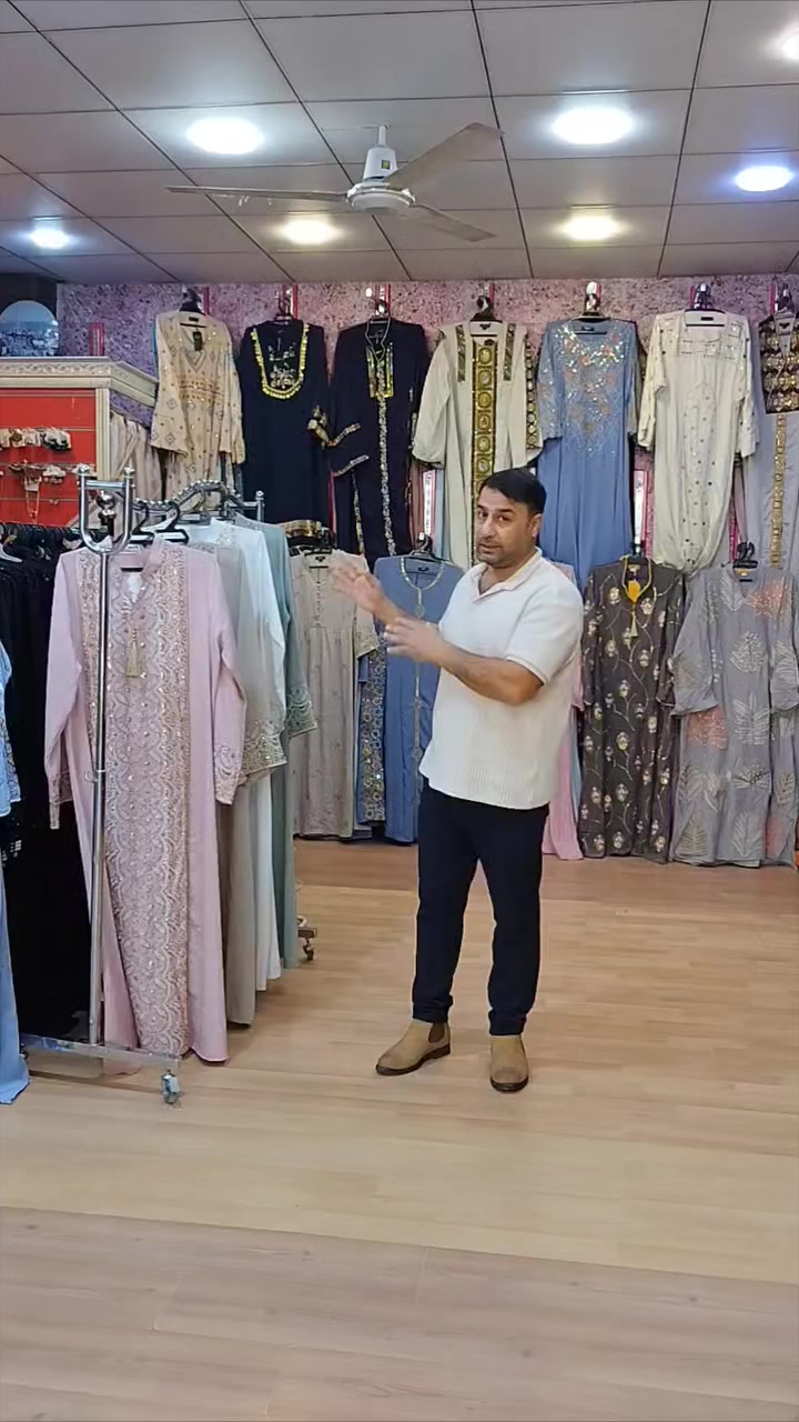 جوانترين موديلات  هاتوه بشنكاى دوبه ى

 ناو نيشان كه لار جادى اندازياران نيزك ترافكلايت بنجا مال.*********** 

اجمل واروع الموديلات الجديدة في ازياء دبي للألبسة النسائية 
كلار شارع اندزياران قرب ترفكلايت 
لدينا توصيل لجميع المحافظات ***********
