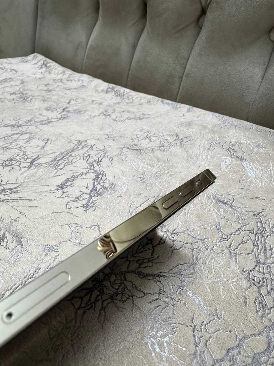 سلام عليكم جهاز ايفون ١٢برو للبيع ذاكرة ٢٥٦جهاز بلاد بطارية 🔋 ٨٢ جهاز بلاد لا مفتوح ولا مصلح لوك ممبدل بي شي جهاز نضيف امانت الله كامرة تخبل لا حماوة لا تعليك جهاز ZD/A سعرة ٤٥٠وبي مجال حك الجية متلكة هيج نضافة وبطارية كلشي اكو بل سوك مكاني بغداد الدورة رقم واتس ***********
