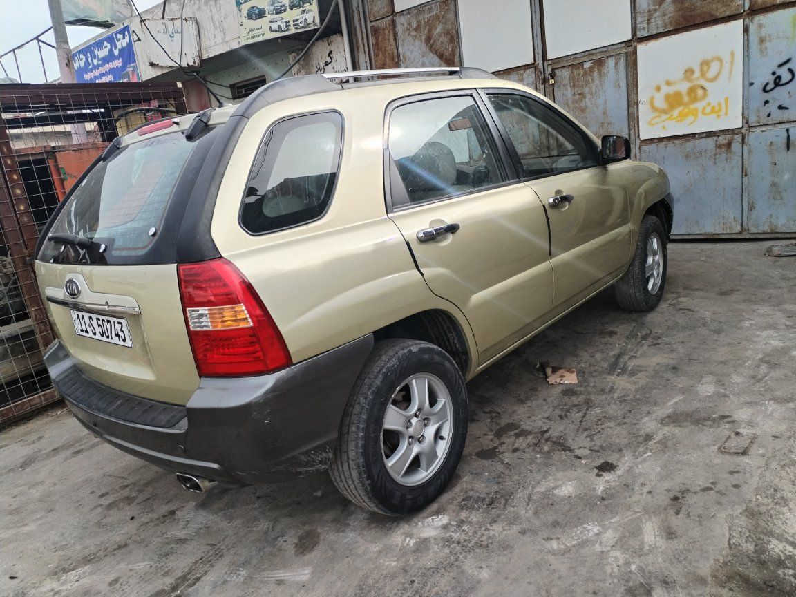 سلام عليكم سبورتج ٢٠٠٧ محرك ٤سلندر دوش رقم بغداد سياره جاهز بدون نقص كير محرك مكفول تبريد خير من الله صدر جديد تخم تاير جديد رضية جلد سياره مصبوغا عام جماليه سعر ٩٥ بيها مجال ***********
