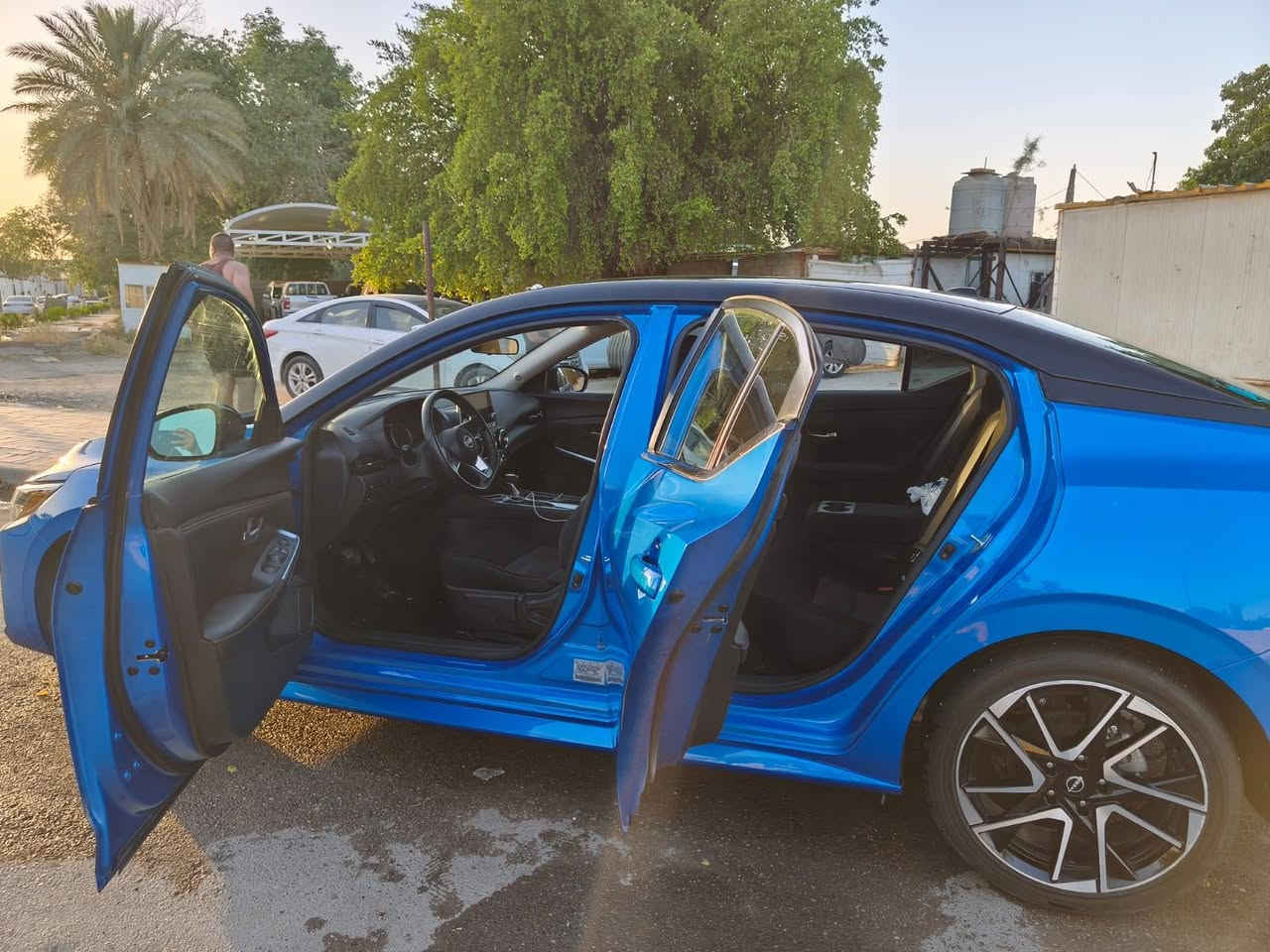 ‏NISSAN SINTRA 2024

🔥 نيسان سنترا 2024 
ماشيه 16 الف مثل ماموضح الكم بالعداد

وارد امريكى شكل جديد 

🔥 سياره SR  رقم شمالي 

🩶 لون ازرق مميز

حجم مكينه 2000   4 سلندر 

✅ كير مكينه كهربائيات كله شرط 

مواصفات السياره :

 حساسات جانبيه

. رادار امامي
. نقط عمياء جانبيه

🔋 نظام بانزين ECO 

✅ وبيها هوايه مواصفات 
ضررها جدآ بسيط مثل ماموضح الكم بالسونار 
سعرها 160 مكان السياره الانبار الرمادي زنكوره 
لتواصل وات ساب 
***********
