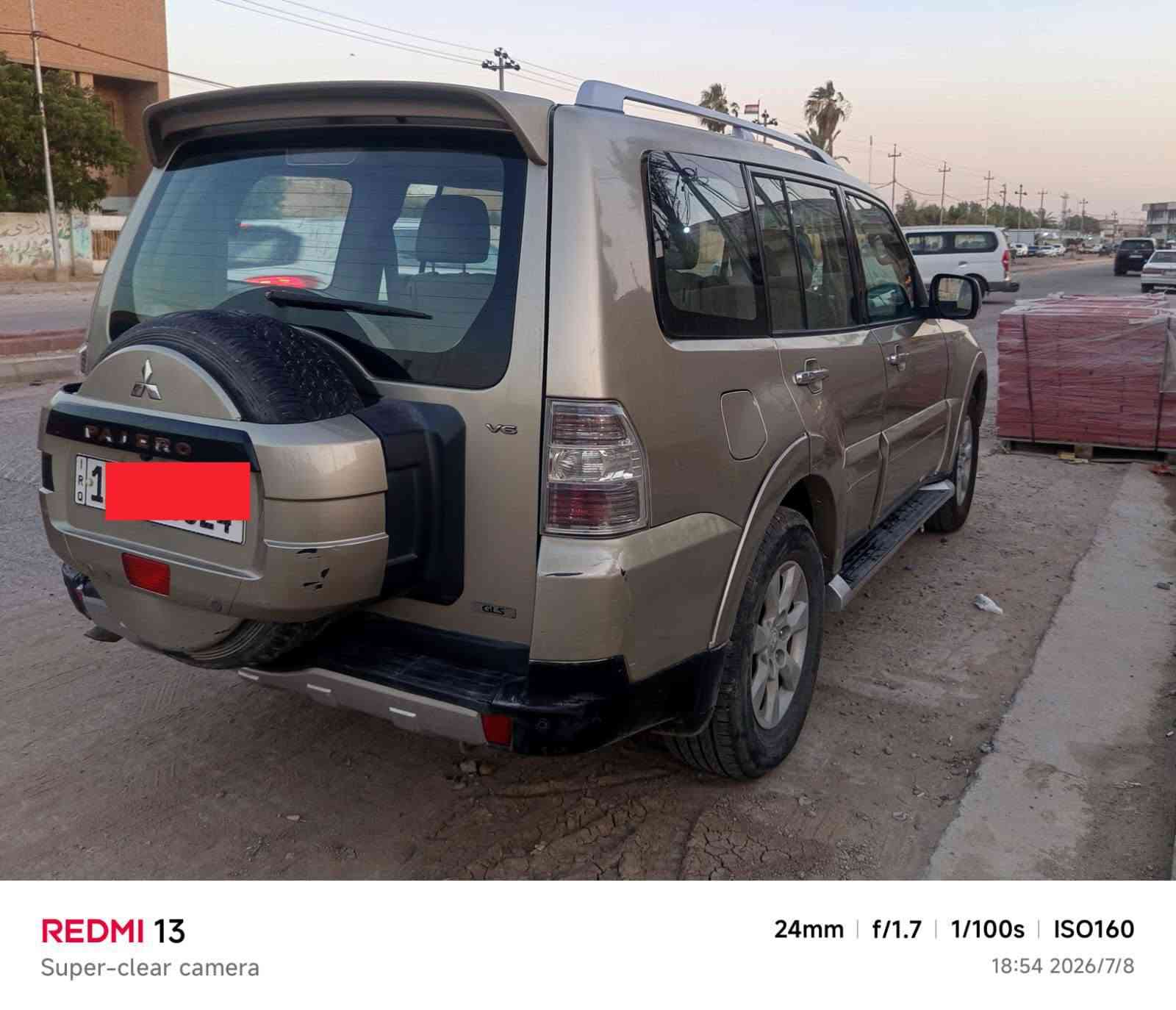 سيارة باجيرو 2009 رقم بغداد انكليزي تحويل ثاني يوم  السيارة بأسمي  
تبريد شغال 
بيها خيط بخار تنقص وشغلات كمالية 
ونصيحة للجناي الباجيرو من افضل السيارات العائلية 
اريد  ابيع واخذ حديث 
السعر  90  وببها مجال 
رقم الهاتف 
*********** دهل اوران, واسط
