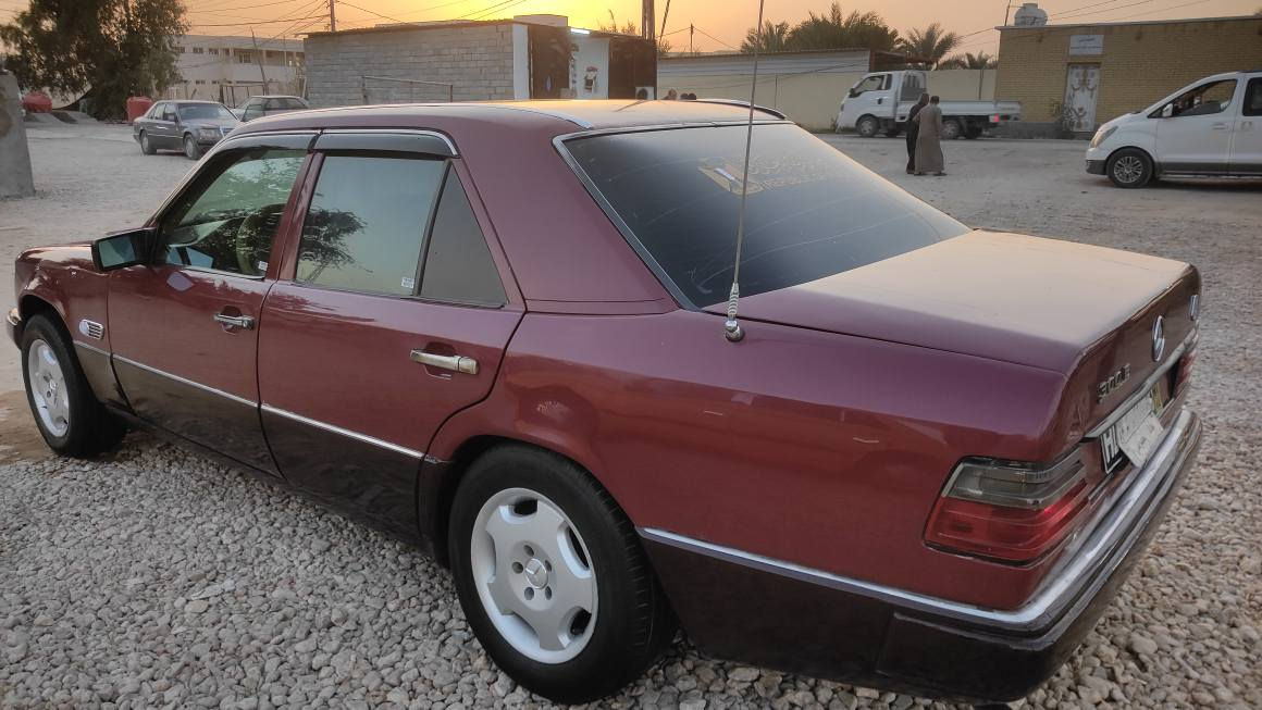 مارسدس 87 للبيع اومراوس سعر 56اوبيهة مجال قليل مكنة اوكير اوحداية أو تخم تايرات خير من الله سيارة جاهرة أو مكفولة مصبوغ الجمالية فقط سنوية 27مشروع وطني مكاني ابو صخير نجف رقم موبايل *********** النجف, العراق
