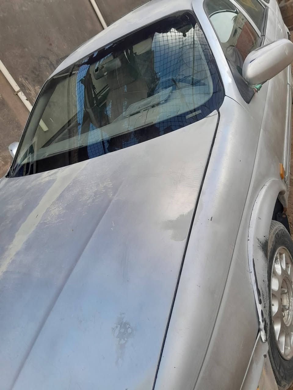 السلام عليكم سياره فورت امريكي مديل 1995 محرك 1600رقم كربلاء مكان بابل الشوملي سعر 15وبيهه مجال بصيط سنويه صاقطه وليريدهه بي خير ويدلل ستفسار عل رقم ***********
