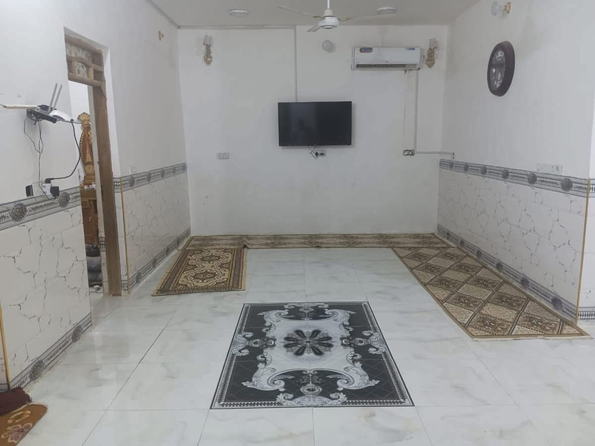 بيت للبيع 🏛️ طابو صرف  بسعر 65 مليون بس 🙏

العنوان : السيدية 
 
📈 مساحة : 215 م 

يتكون  من :-

- غرفتين    نوم 🛌 
- صالة     
- دورات المياه
- استقبال 
- مطبخ
طارمة - 
————————————
السعر 65 

☎️ للأستفسار اكثر اتصل على : ***********

📍 زيارة مكتبنا الكائن في : تقاطع جليل فضيل 
الفرع الثاني تقاطع الشعلة 
📥 مكتب الدنـاني 
 للتسويق والتطوير العقاري
