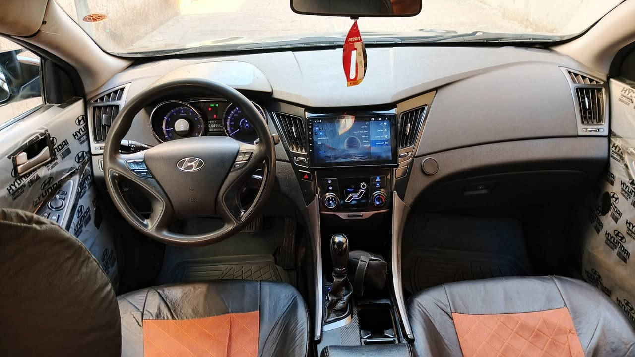 السلام عليكم ورحمة الله وبركاتة  وين اليدور كارتون
سوناتا مضلع موديل 2013 ادوات متوئمة ع الشاصي طبق الاصل وين ميعجبك دك حاسبه غاز نسه الصراف نسه العطلات دوش 2000  كارتون السياره فول نضافه اذا بيها نقص برغي

✺كصة جنطة شغل درجة اولى  باجات 
✺دخول جديد مشي قليل 
✺متومة   اربيل انكليزي شرط الحاسبة 
✺سنوية ام الفسفورة  
✺مواصفات  
✺تحكم مري كهربائي +مري شفط
✺كروز نظام تثبيت سرعة 
✺كشنات جلد +تدفئه 
✺بلوتوث 
✺تدفئة بالكشنات 
✺تبريد ثلج  
✺مانع انزلاق 
✺السيارة جاهزة وبدون اي نقص كاملة على 24 حباية  
✺سيارة احلى من الصور وشغلها مضبوط 
✺كير مكينة تبريد تدفئة حدادية دواخل كهربائيات كلشي جاهز
✺مكان السيارة نجف
✺السعر 45 مجال قليل كلش 
 للاستفسار الاتصال على الرقم
‏ ***********
