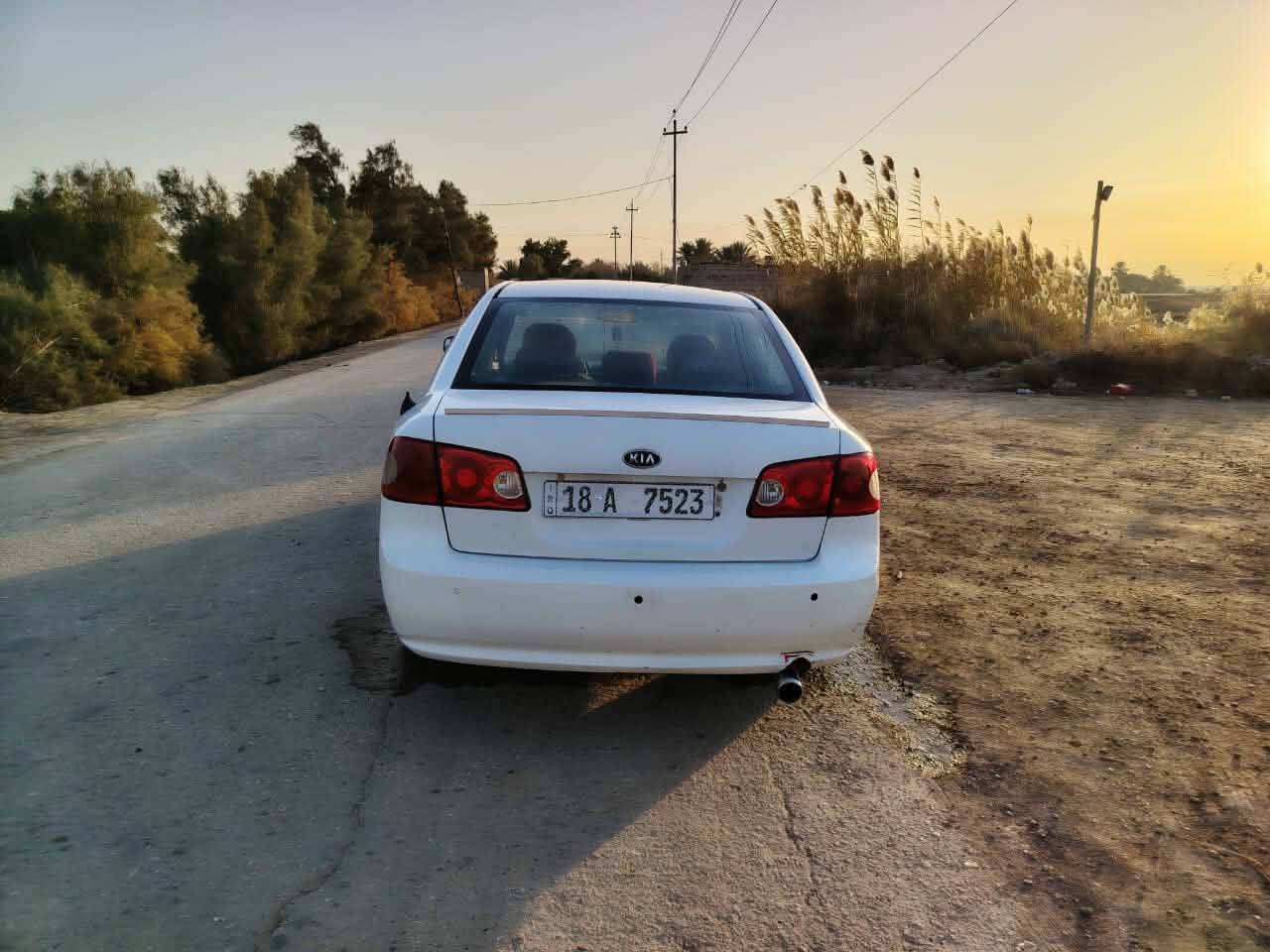 السلام عليكم
كيا اوبتما للبيع موديل 2009 رقم انكليزي مداور ثاني يوم السياره جاهزه مكينه وكير بيها صبغ اثر شخوط تبريد شغال تخم تاير  باتري جديد سعر 90وبيها مجال قليل 
***********
