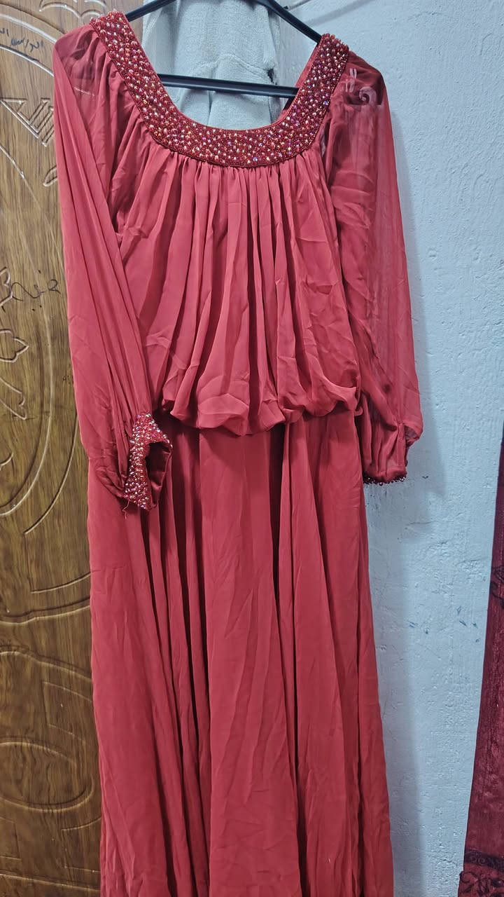 السلام عليكم عندي هذا المخور وفستان مناسبات جدد وباروكات الألوان للبيع وبأسعار مناسبه


**إذا كنت صاحب هذا الإعلان وتريد حذفه لأي سبب، رجاءا أرسل رسالة إلى الدعم الفني**