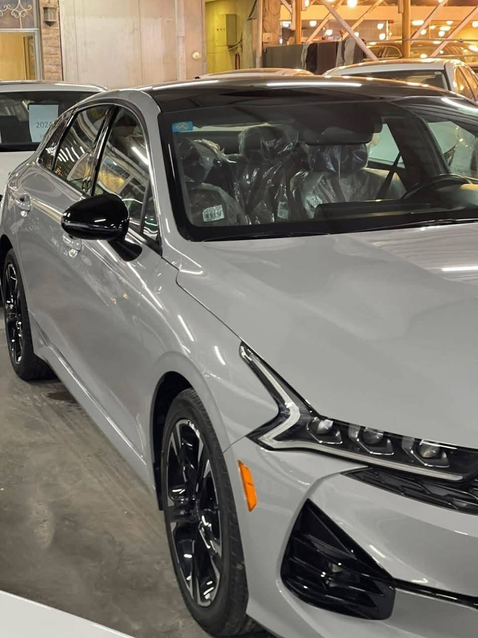 السلام عليكم
كي فايف 

 K5 

GT

مديل2023.  الحادث جاملغ وبنيد    وبلعراق صار نص جاملغ خلفي 

١-لون (سمتي) بونوراما

٢-بصمه تشغيل+بصمه ابواب 

٣-سايد بريك بصمه

٤-مثبت سرعه

٥-نضامABS

٦-مانع انزلاق

٧-حساس اطارات

٨-بك لايت لد

٩-شاشه كبيره لمس

١٠-كامره دواره

١١-كشافات إماميه

١٣-شاشه عطار

١٤-ويل كروم١٨

١٥-ردار جانبيه

١٦-مراقبه نقطه العمياء 

١٧-ردار الخطوط البيضاء

١٨-اشاير بالمري

١٩-كشنات جلد ماروني

٢٠-معقد ساق كهرباء

٢١-الايت ابع عدسات +ليد

٢٢-نضام قياده خمس وضعيات

٢٣-بلوتوث +usb+auX

٢٤-فول تحكم ستيرن

٢٥-كير اوتو +عادي

٢٦-اوتو بريك تلقائي

٢٧-الخريطه📍

٢٨صندوق كهربائي +صندوق عادي

٢٩-زنود +ليد

٣٠-اوتو هولد

٣١- التشغيل عن بعد

AuTOHLD

32-تصميم خارجي رياضي 

٣٣-نضام المحلاحه 

٣٤-مصابيح الخلفيله

٣٥-مصابيح ضباب 

٣٦-محرك تيربو 1600

٣٧-فول وبل  ماشية

 

بغداد بسمي تحويل ثاني يوم رقم جديد 

السعر.    ١٦٤  السعر 

الإتصال 

وتساب  ***********  بغداد الاعظمية
