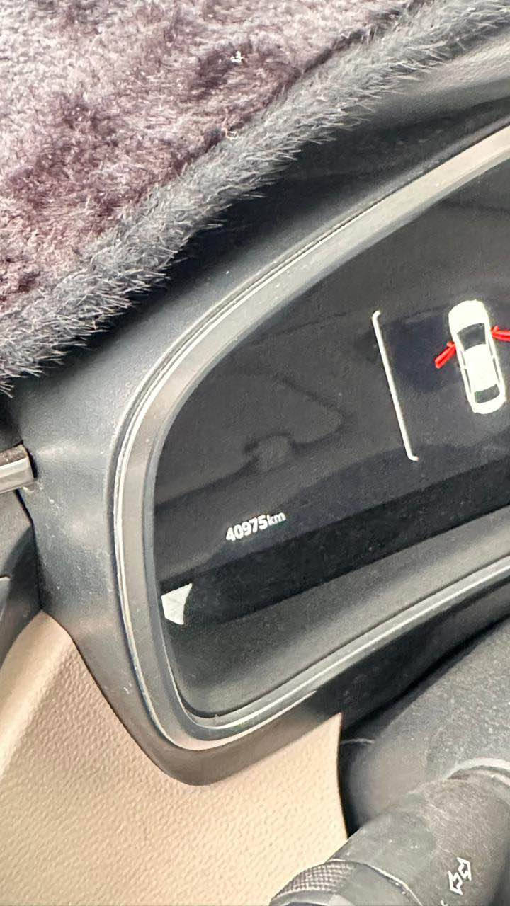 تویوتا کورولا ٢٠٢٣ شرکە جیهان
کلین تایتل 
بی بویاخ 
 فول فولە
 ٤٠ کم روشتوە نمونەیە لە جوانی 
کامل جوانکاری بو کراوە
*********** دهوك, العراق
