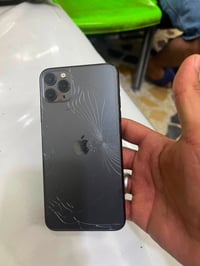 آيفون 11 برو ماكس • ٢٥٦ • بطارية مبدلة