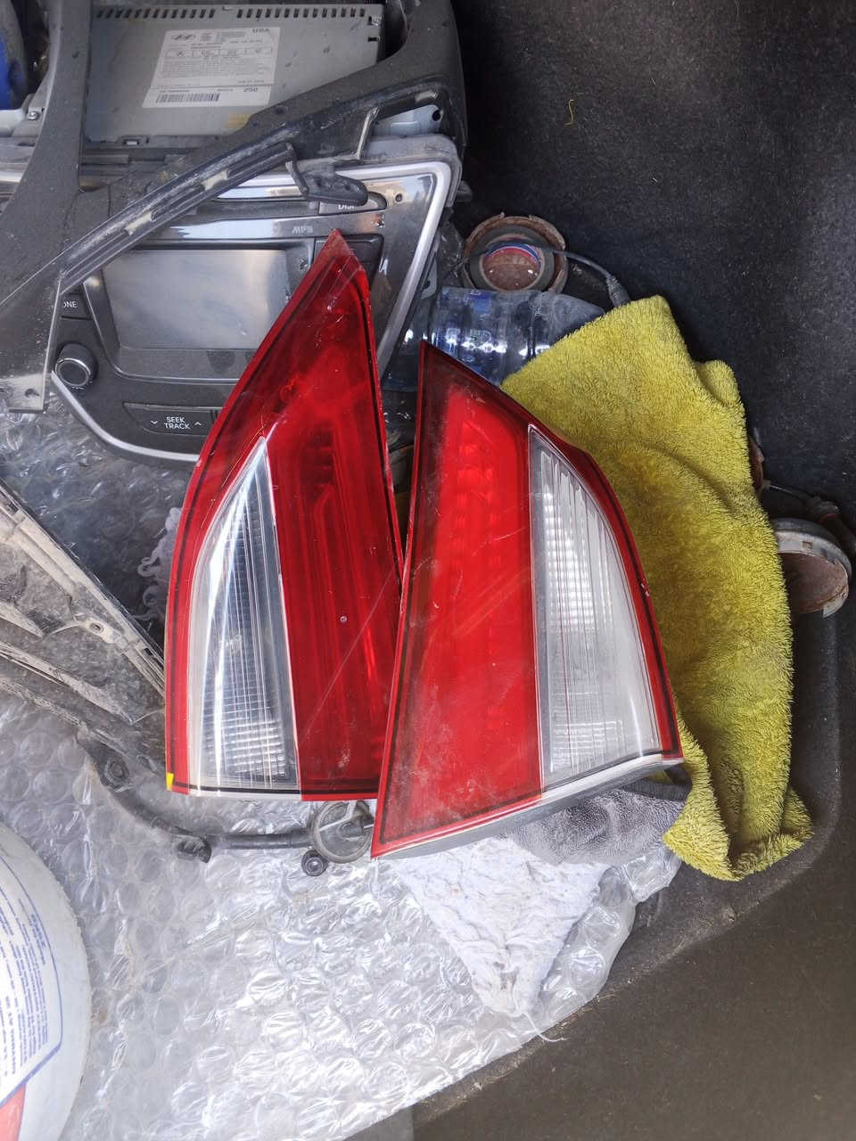 اغراض النترا مضلع 2012 13 14 15 كلها واحد قيم كله اصلي ومن جديد


**إذا كنت صاحب هذا الإعلان وتريد حذفه لأي سبب، رجاءا أرسل رسالة إلى الدعم الفني**