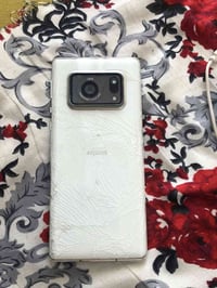 للبيع جهاز شارب R6 نصيف ذاكره ٢٥٦ الله شاهد شغال فقط شاشه انكسرت عندي ...