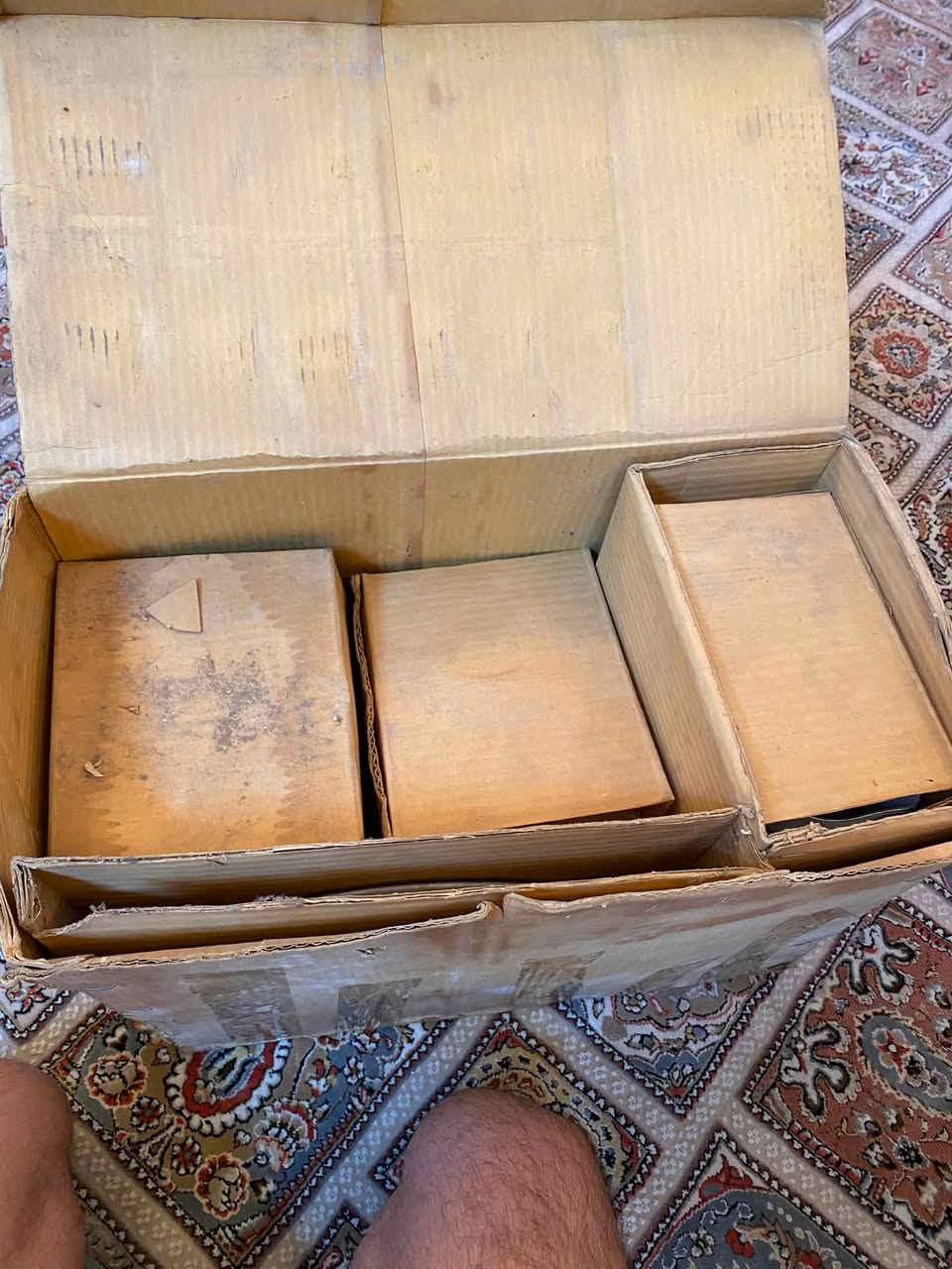 ‏للبيع
‏أسواق مركزية قديم
‏عدد ٦٦ قطعة
سعر على خاص
***********
