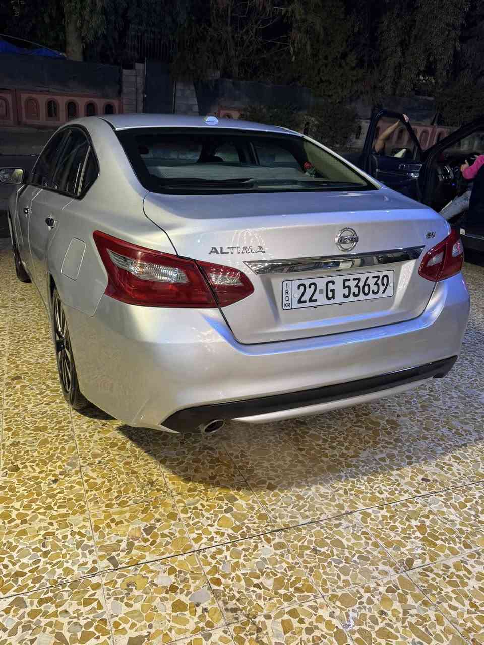 سلام عليكم للبيع نيسان  موديل 2018 تبريدثلج مكينه شرط وكير شرط بسمي رقم جديد أمريكي مكينه 2500. ضرر جاملغ كدام يمين   بصمه تشغيل عن بعد لأدار سياره جاهزه ماشيه 120 ميل مكاني موصل السعر 135 وبي مجال *********** اسيا ***********🌹
