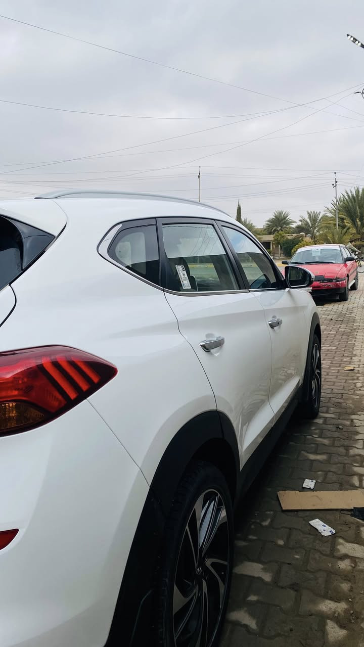 السلام عليكم ورحمة الله وبركاته
سيارة توكسان موديل 2020 
فول مواصفات بأسمي رقم اربيل
سعر البيع (195) للاستفسار الاتصال
***********
مكلف بالنشر
