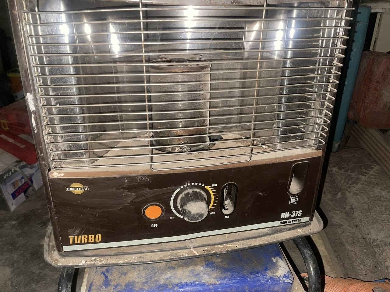 مبرده عدد ٢ للبيع صوبه بس يحتاج فتيله وتنضيف قيم وآخذ مكان كركوك قادسيه ٢ رقمي ***********
