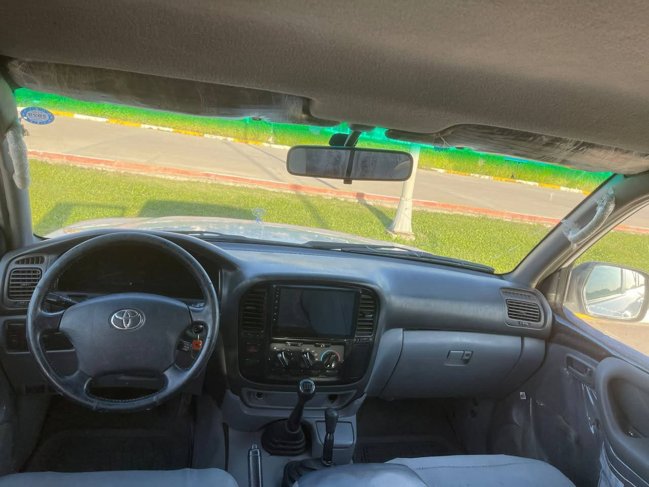 مونيكا  موديل ٢٠٠٠
سياره نضيفه 
٣ قطع صبغ بدون دواخل 
محرك كير شرط عليها منضومه غاز تركي 
رقم اصلي مسطره تريد وكالة تريد تحويل شرط
تخم تايرات جديد سبير تعليك 
٧ راكب 
سعر السياره ١٢٠ وبيها مجال بسيط 
مكان السيارة متواجد اربيل موصل 
رقم:***********
***********
