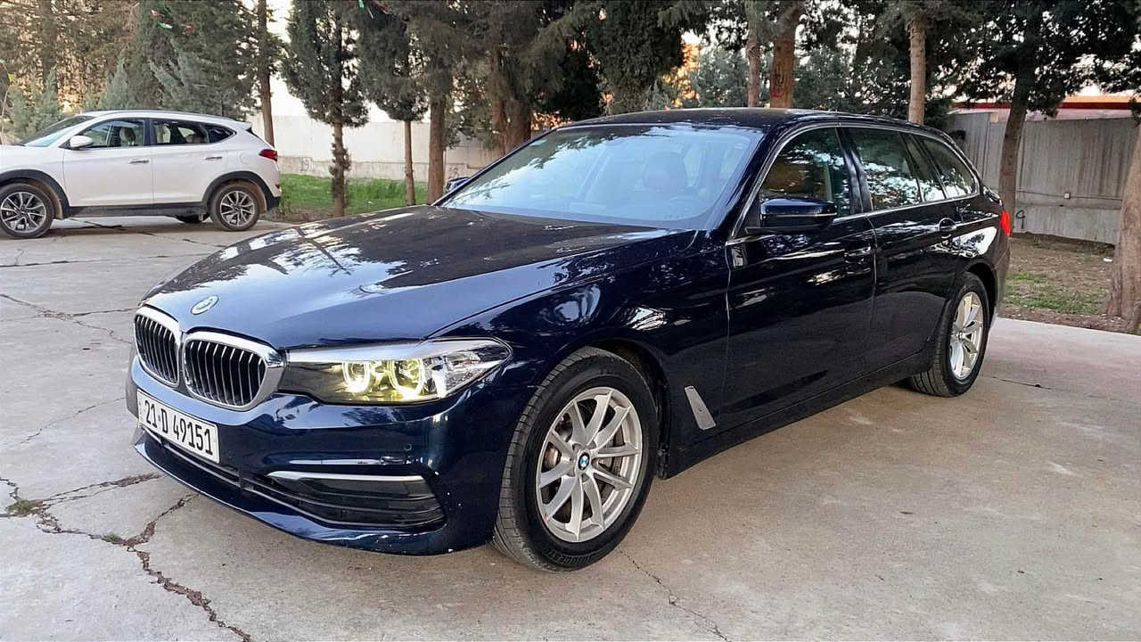 BMW 520 2018
سەیارەکە تەکسی مەطاری دوبەی بووە
بێ بۆیاخ بوو لای خۆم دوو پەڵەی بچوکی بۆیاخ تێکەوت
فوول مواسەفات و ناو خەنەییە
مەکینەی ٤ بستۆنی ٢.٠ تۆربۆیە
مەکینەو گێڕو هەموو گیانی بەشەرتی مانگێک
سەیارەکە بەناوی خۆمانەوەیە تا ٢٠٣٠
بۆ زانیاری زیاتر ***********
برخی ١٤٥ گەڵاو معامەلە السليمانية, العراق
