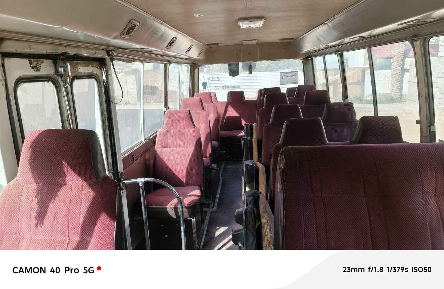 سلام عليكم كوستر عريض موديل 88كاز بلادي سياره كلها بلادي مكينه وكير وكسن كفاله كهرباياتها بلادي 24باتريات 2تايرات جدد سياره كلها بلادي صبغ مابيها بس بجمها مرشوش بدون ضربه سياره كبل تحويل مكان سياره بغداد سعر 75وبيها مجال قليل(***********
