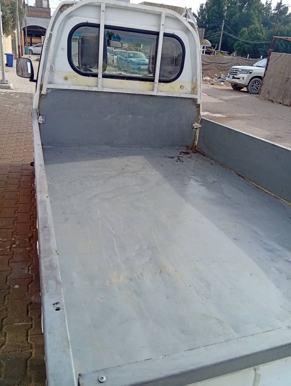 سلام عليكم سياره شيري حمل للبيع كير مكينه كفاله كشر كفاله اكسن نضيف حداديه نص عمرمدوشمه معفيه من الضريبه باسمي سعر 38وبيه مجال للعلم هستوه طالعه من التعميركهربا ءيات كله شغاله رقم الموبايل ***********مكان نجف حي ميسان السنويه لل34
