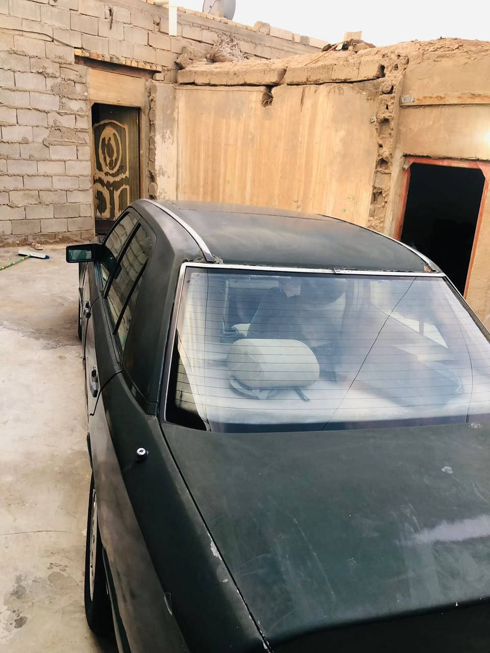 سلام عليكم مارسدس موديل 88 رقم بغداد سنويه نافذه موجوده بلعماره *********** هاذ رقم صاحب سياره سعر 30 وبيه مجال
