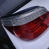 بك لايت E60 LED نضيف جدا وشغال 100/100 ع فحص مع الفيش كامل السعر 165 ا...