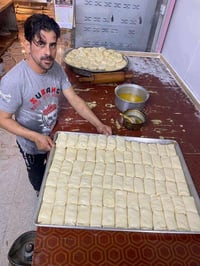 يالله عيد أضحى مبارك يوجد لدينا كاهي وكيمر ويوجد لدينا توصيل (07719251...