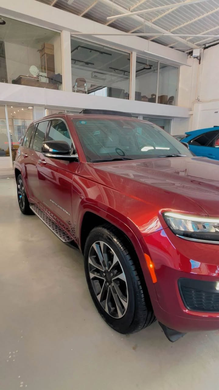 السلام عليكم 
للبيع جيب (over Land )اوفر لاند موديل ٢٢ وكالة هارلم داخل جلد ابيض اربع كامرات جكات مساج مقاعد داته شو فول مواصفات مكفوله من الصبغ والبارد والتكحيل ماشيه 17800الف مايل موجوده في بغداد اليرموك
للتواصل الاتصال على الرقم *********** 
رامي
ملاحضه .ممتواجد على الفيس للنشر فقط . بغداد, العراق
