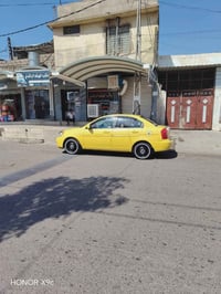 اكسنت دبدوب  موديل 2010 باسمي اني الشرعي  ضررها جاملق الخلفي وبيها معج...