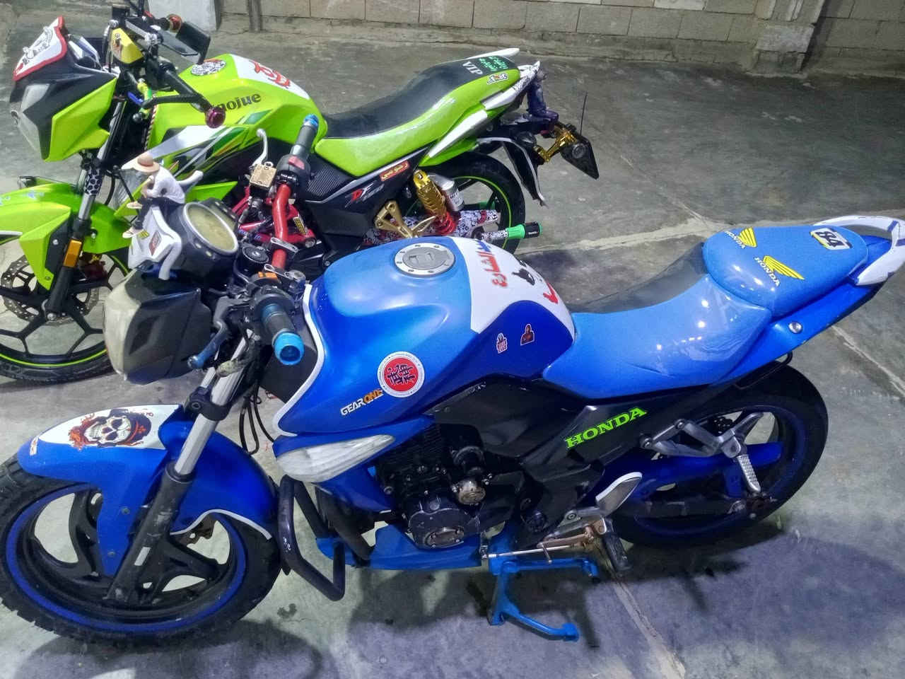 سلام عليكم سايم بطحه للمراوس فقط مكمركه وكامله بس. سجل


**إذا كنت صاحب هذا الإعلان وتريد حذفه لأي سبب، رجاءا أرسل رسالة إلى الدعم الفني**